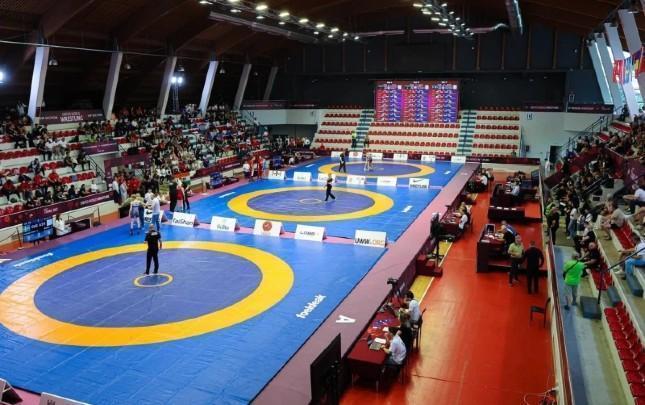 5 güləşçimiz mübarizəyə başlayır