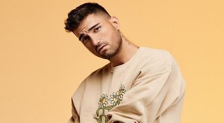 Atası xəstə yatağında olan İdo rəqs edib, VİDEO çəkdi