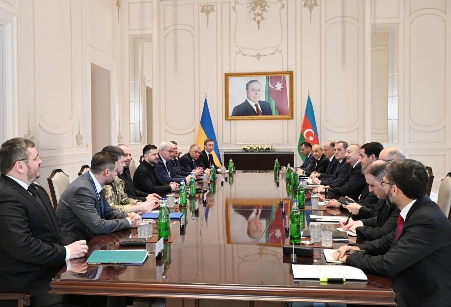 Qəbələdə İlham Əliyevin Ukrayna Prezidenti ilə geniş tərkibdə görüşü keçirilir