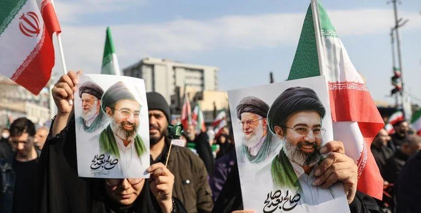 Müctəba Xamenei ictimaiyyət qarşısına çıxmır?