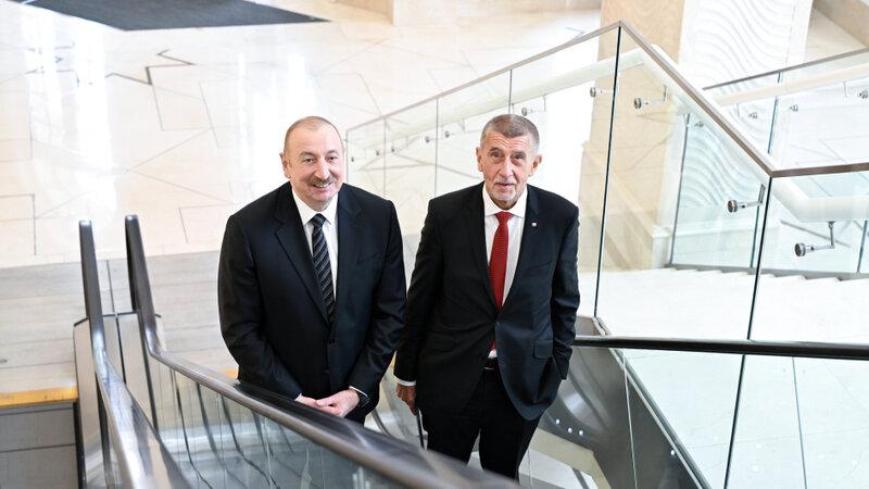 Prezidentin sosial şəbəkə hesablarında Babişin Azərbaycana səfəri ilə bağlı videoçarx paylaşılıb