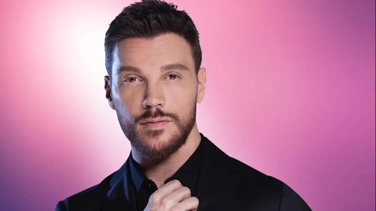 Sinan Akçıl evindəki ən qiymətli əşyanı göstərdi - FOTO