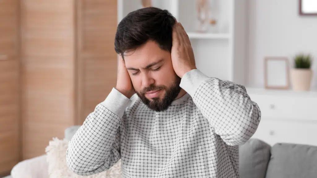 Şəhərdə sükut axtaran insanlar - "Noise fatigue" fenomeni