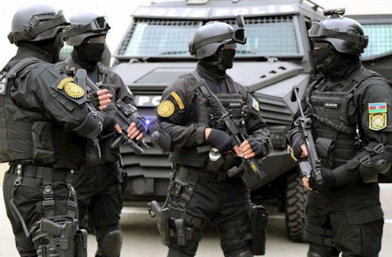 DİN əməliyyat keçirdi: Avtomat, tapança və qumbaralar aşkarlandı