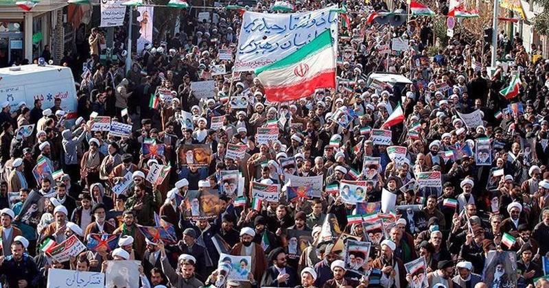 Tehran küçələri dolur: Əhali rejimə dəstək aksiyaları keçirir