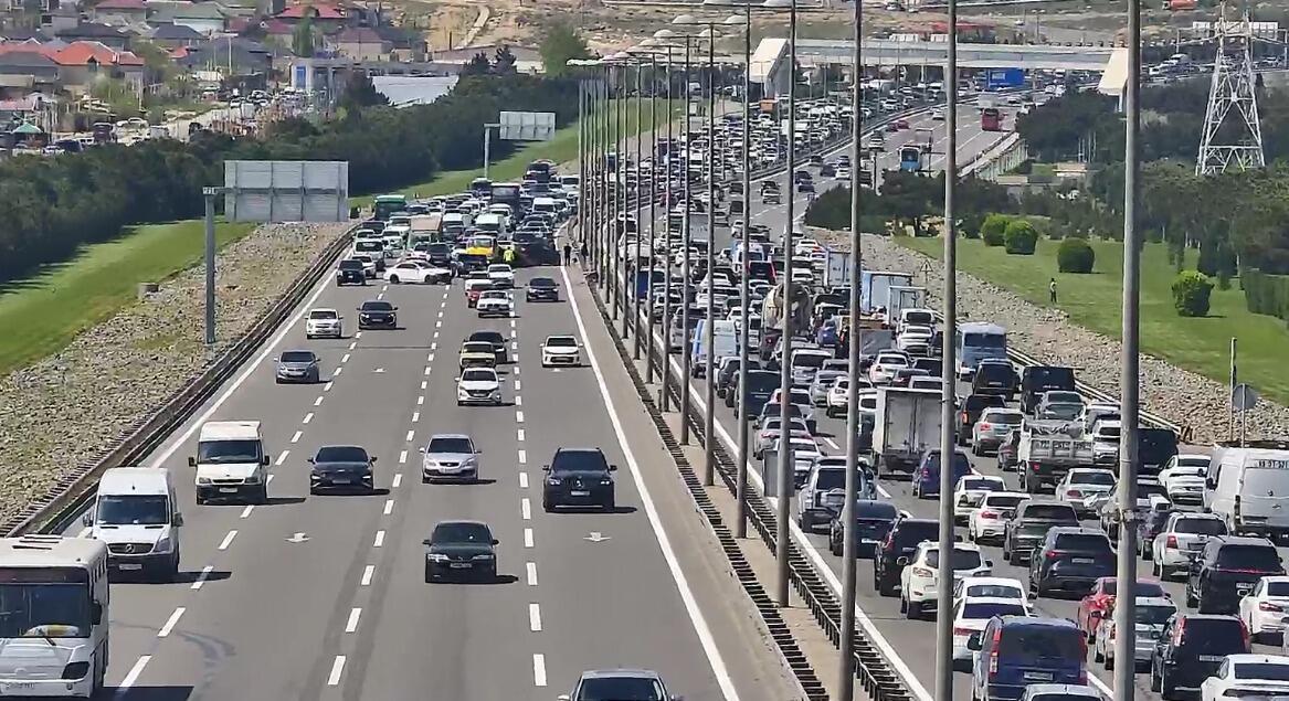 Aeroport yolundakı tıxacın səbəbi BİLİNDİ