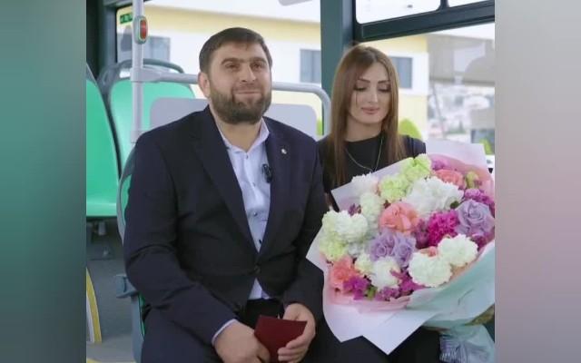 Avtobusda evlilik təklifi edən sürücü danışdı: Uşaqlıqdan ən böyük arzum... - VİDEO