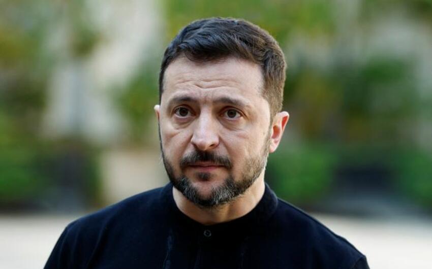 Zelenski: Rusiya müharibəni hər an dayandıra bilər