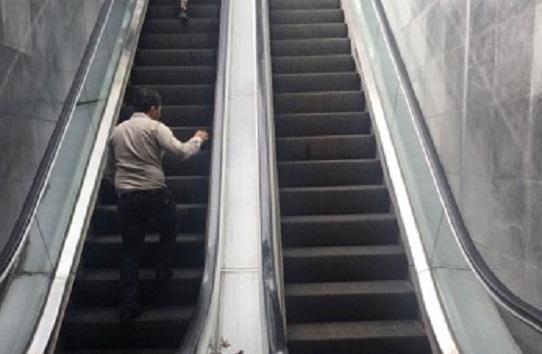 Keçidlərdə eskalator və liftlər yenilənir