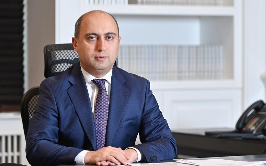 Emin Əmrullayev universitetlər və kolleclərlə bağlı əmr imzaladı