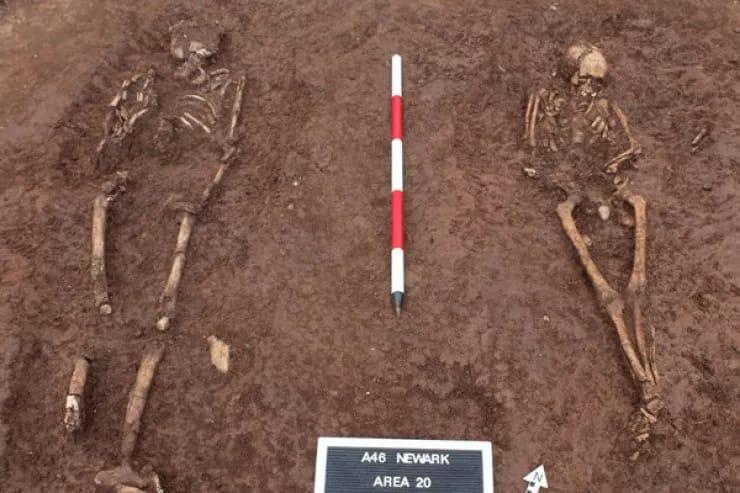 Yol tikintisi zamanı 8 min il əvvələ aid insan skeletləri tapıldı