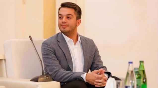 İcra başçısı müavinini işdən çıxardı- FOTO