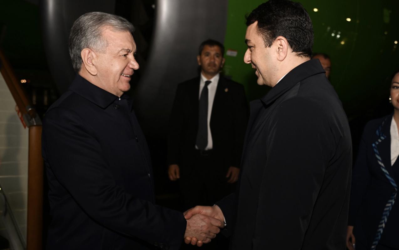 Mirziyoyev Bakıda- FOTO