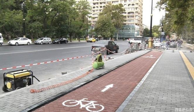 Daha bir küçə və prospektdə velosiped zolaqları salındı