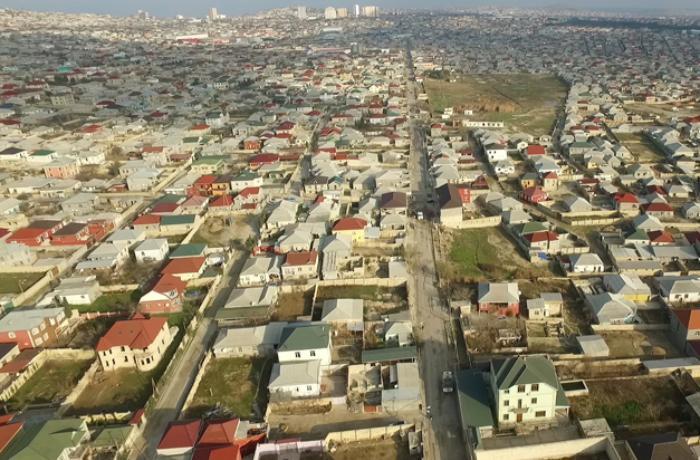 Sənədsiz evlər problemə çevrilir - Dövlət yüz milyonlar itirir