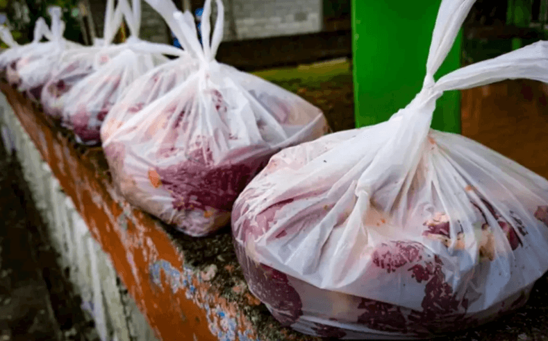 Qurbanlıq ətlərini niyə salafanda saxlamaq olmaz?
