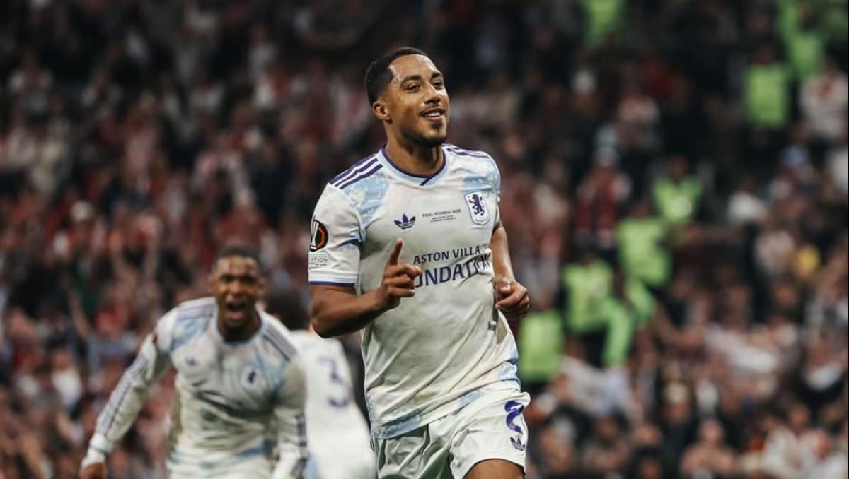 "Aston Villa" "Frayburq" klubunu məğlub etdi
