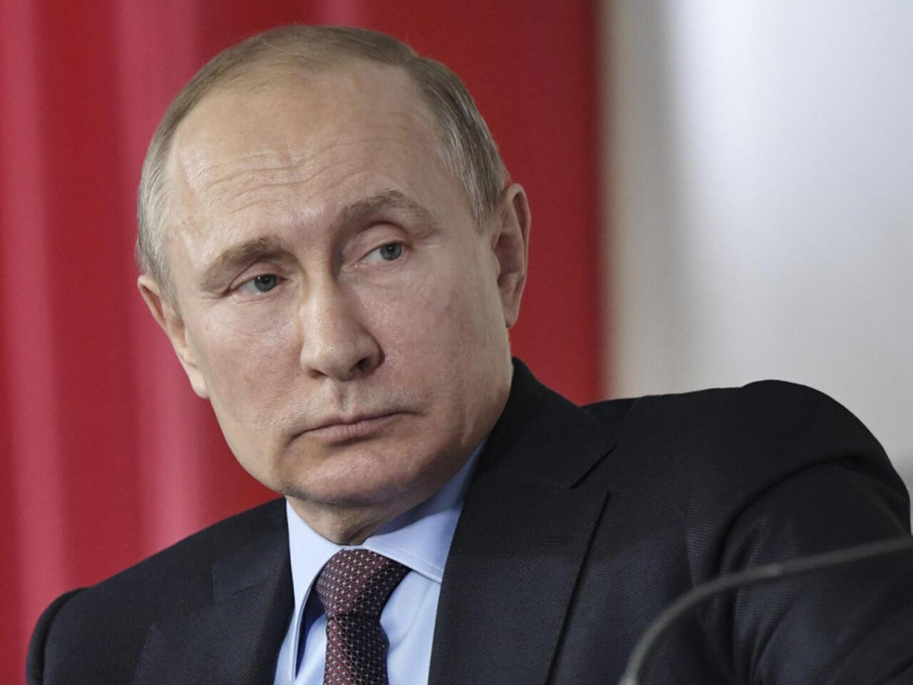 Putin onu görmək üçün ağlayan qızı BELƏ QARŞILADI - VİDEO