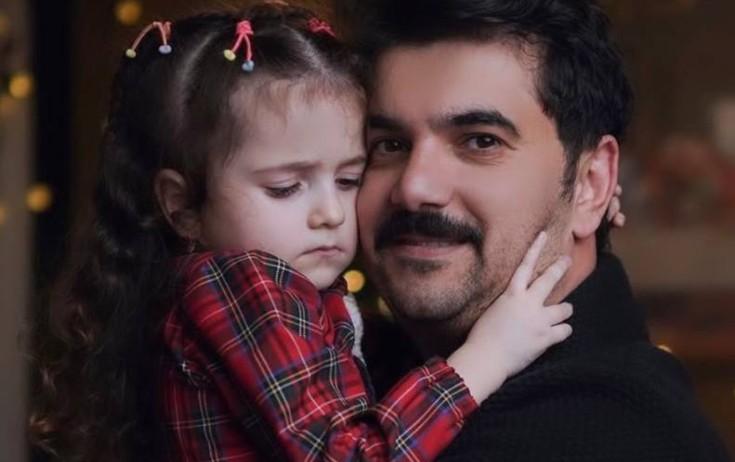Elşən qızı ilə foto paylaşdı