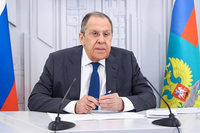 Lavrov istefa VERDİ?