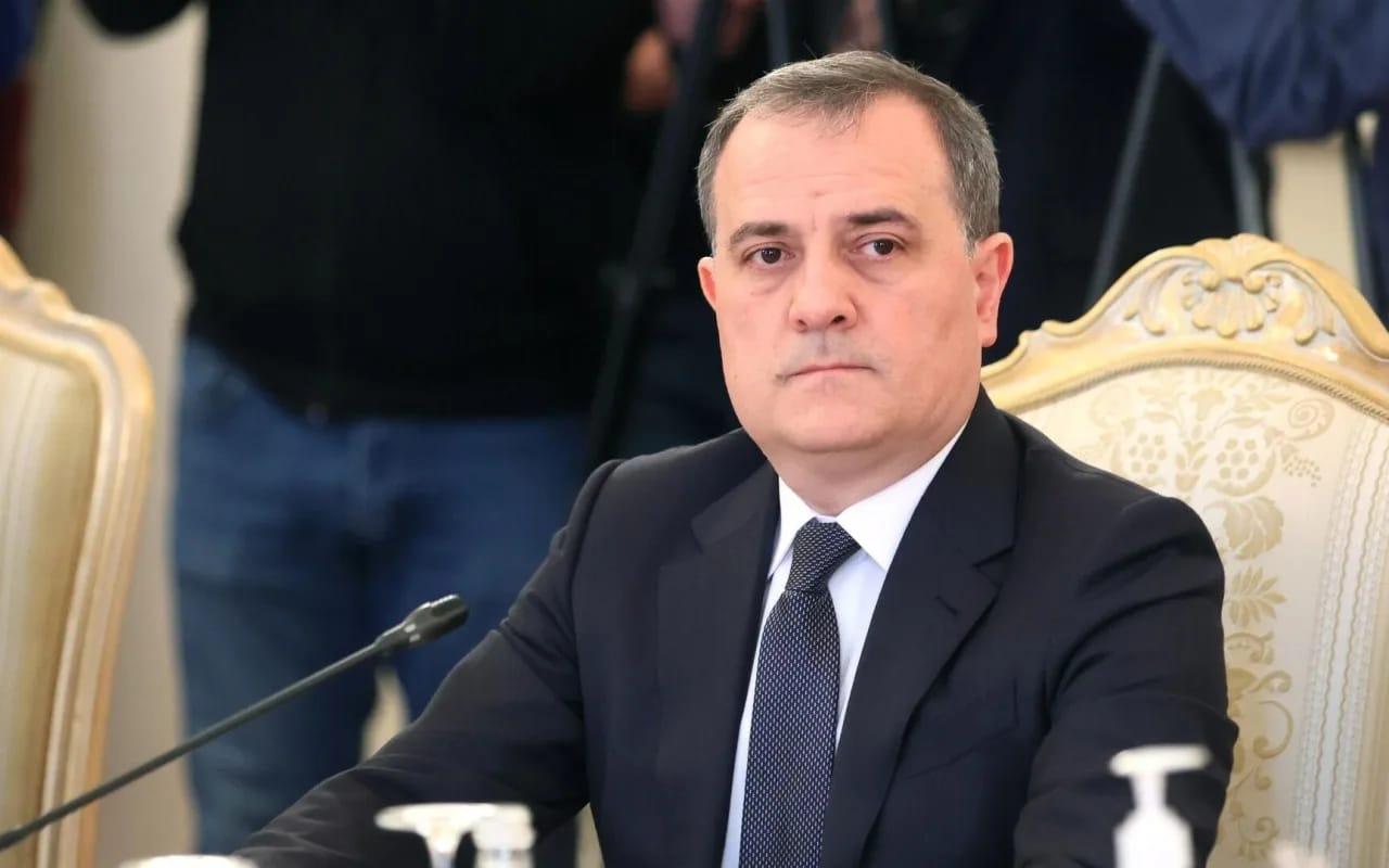 Ceyhun Bayramov Türkiyəyə getdi