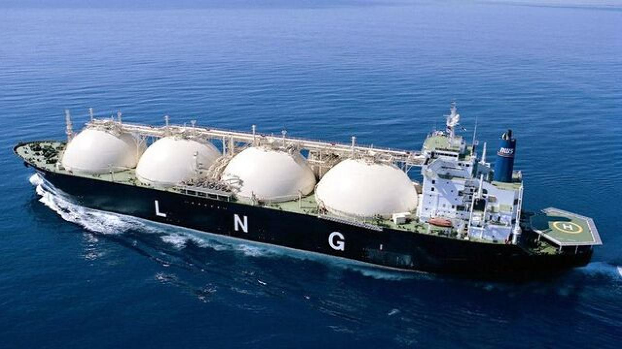 Qətərin LNG tankeri Hörmüzdən keçdi