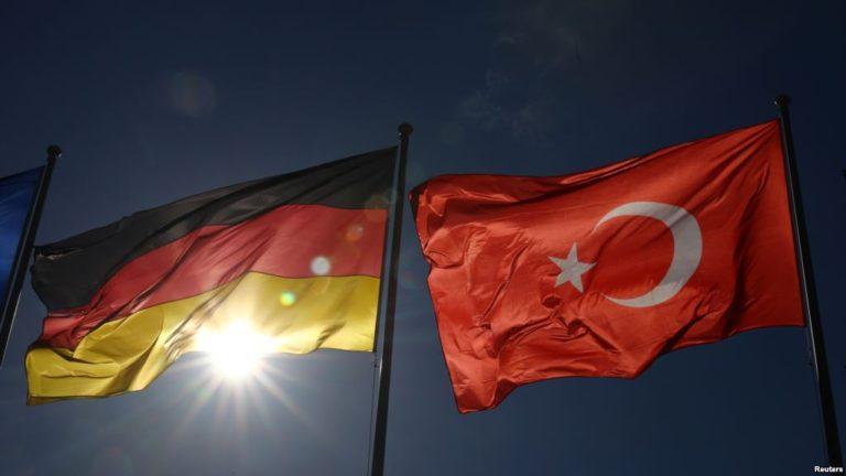 Almaniya Türkiyəyə səfər edən vətəndaşlarına xəbərdarlıq edib:“Bu fikirlərə görə həbs edilə bilərsiniz”
