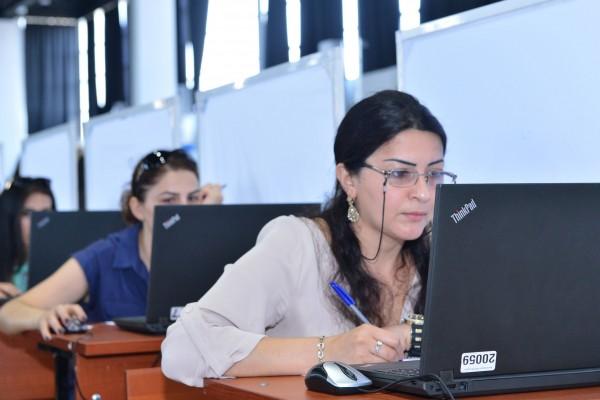 52 mindən çox müəllimliyə namizəd sənəd verdi