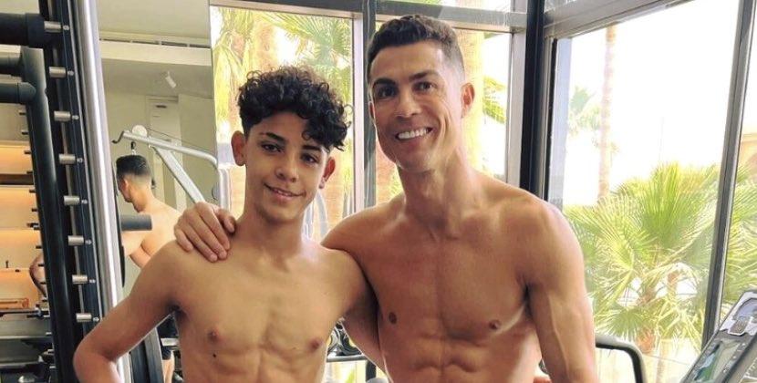 Ronaldo böyük oğlu ilə şəkillərini paylaşdı - FOTO