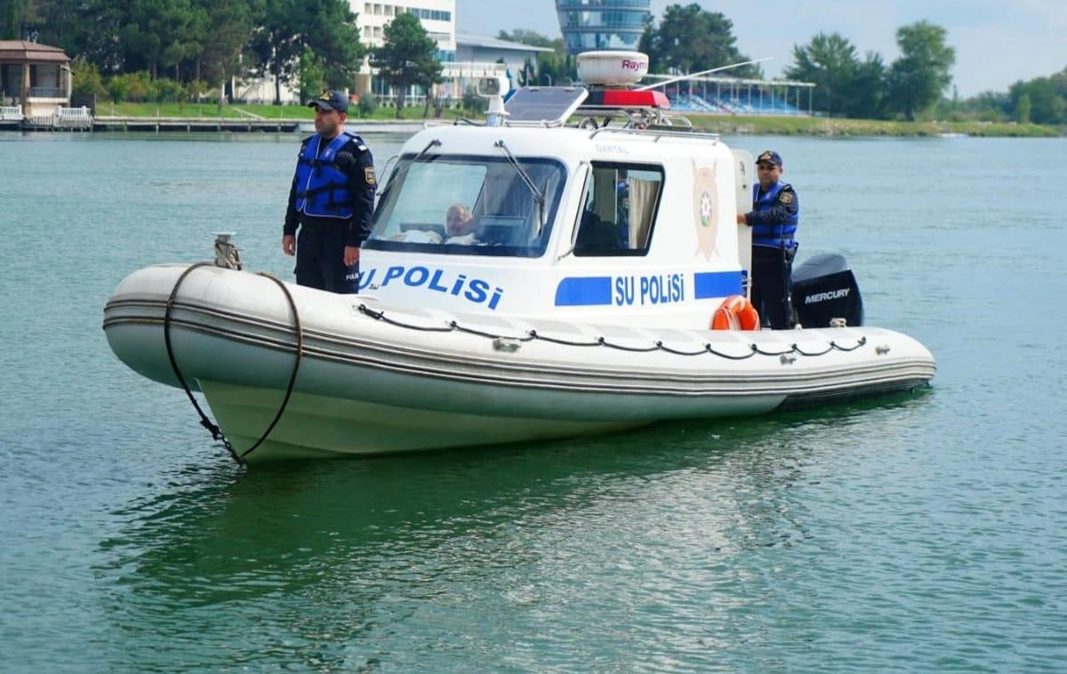 Su polisi Xəzər dənizində brokonyerləri saxladı Su polisi Xəzər dənizində brokonyerləri saxladı