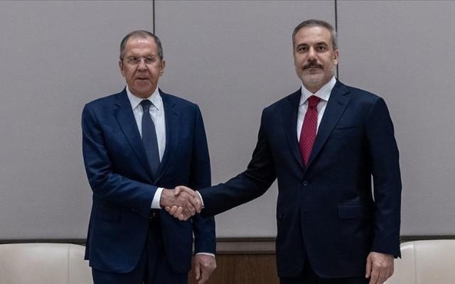 Antalyada Fidanla Lavrovun görüşü oldu Antalyada Fidanla Lavrovun görüşü oldu