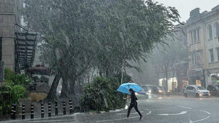 Azərbaycanda iki fəsil yoxa çıxır: temperatur kəskin enir Azərbaycanda iki fəsil yoxa çıxır: temperatur kəskin enir