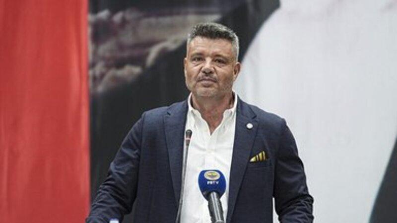 Sadettin Saran "Fənərbağça" ilə vidalaşdı Sadettin Saran "Fənərbağça" ilə vidalaşdı