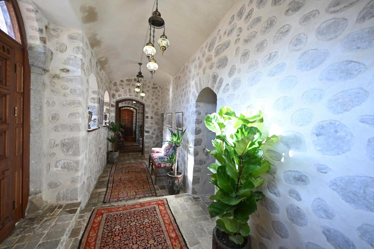 Gallery image 3