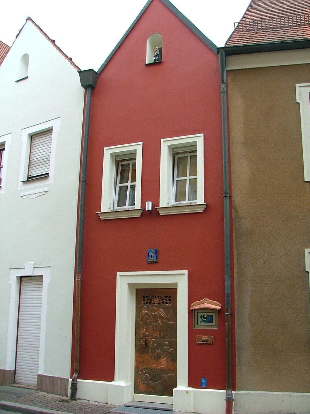 Gallery image 2