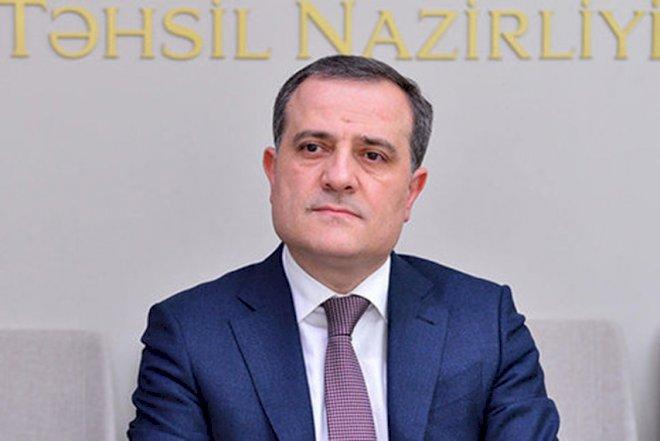 Ceyhun Bayramov müəllimlərin maaşlarından danışdı Ceyhun Bayramov müəllimlərin maaşlarından danışdı