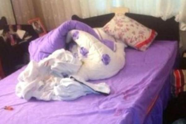 Kişi arvadını yataqda öldürdü Kişi arvadını yataqda öldürdü