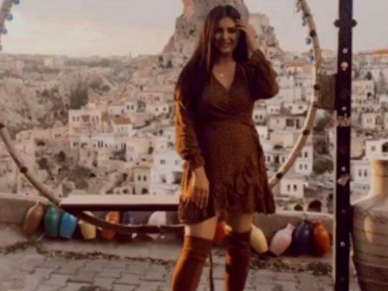 Hicabını açan gəlin namizəd qısa ətəkdə rəqs VİDEOsunu yaydı - FOTO Hicabını açan gəlin namizəd qısa ətəkdə rəqs VİDEOsunu yaydı - FOTO