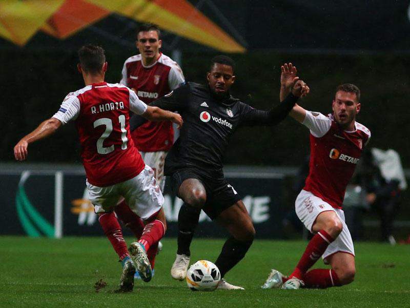 \"Beşiktaş\" yenə uduzdu - VİDEO - FOTO \"Beşiktaş\" yenə uduzdu - VİDEO - FOTO