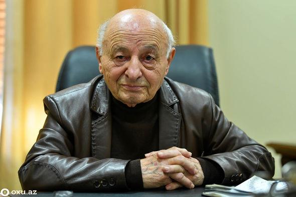 Ömər Eldarov: Tələbələrin əl işləri şəhərdəki bir çox əsərlərdən daha uğurludur - MÜSAHİBƏ Ömər Eldarov: Tələbələrin əl işləri şəhərdəki bir çox əsərlərdən daha uğurludur - MÜSAHİBƏ