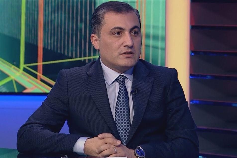 İctimai nəqliyyatda tələbələrə və pensiyaçılara güzəşt gözlənilirmi? İctimai nəqliyyatda tələbələrə və pensiyaçılara güzəşt gözlənilirmi?