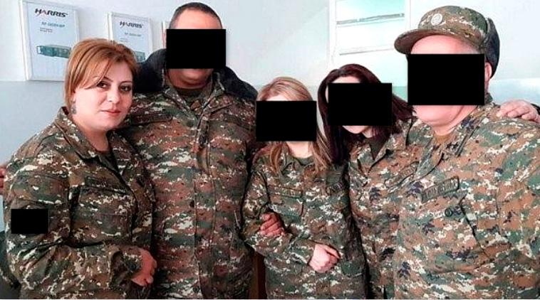 Öldürülən erməni qadın snayperinin FOTOLARI Öldürülən erməni qadın snayperinin FOTOLARI