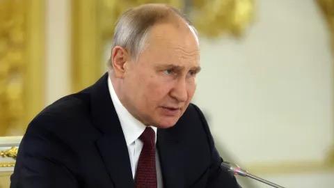 Vaqner qiyamından sonra Putin ilk dəfə Si Cinpin və digər dünya liderləri ilə görüşəcəyinə ümid edirdi Vaqner qiyamından sonra Putin ilk dəfə Si Cinpin və digər dünya liderləri ilə görüşəcəyinə ümid edirdi
