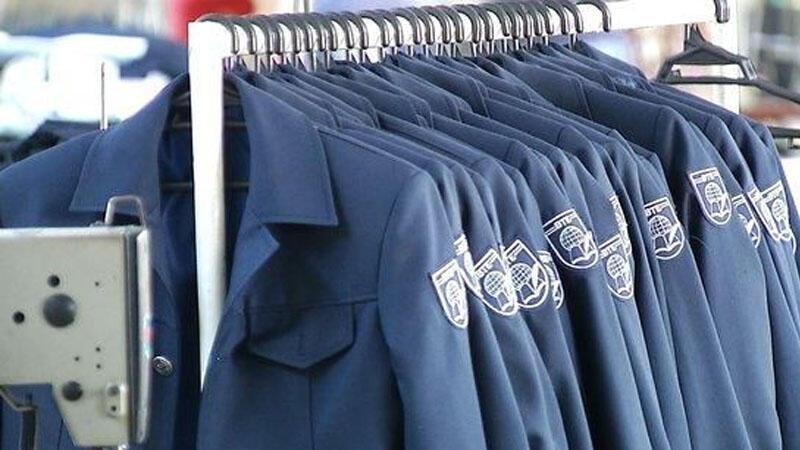 Yeni məktəbli geyimləri artıq satışda - QİYMƏTLƏR Yeni məktəbli geyimləri artıq satışda - QİYMƏTLƏR