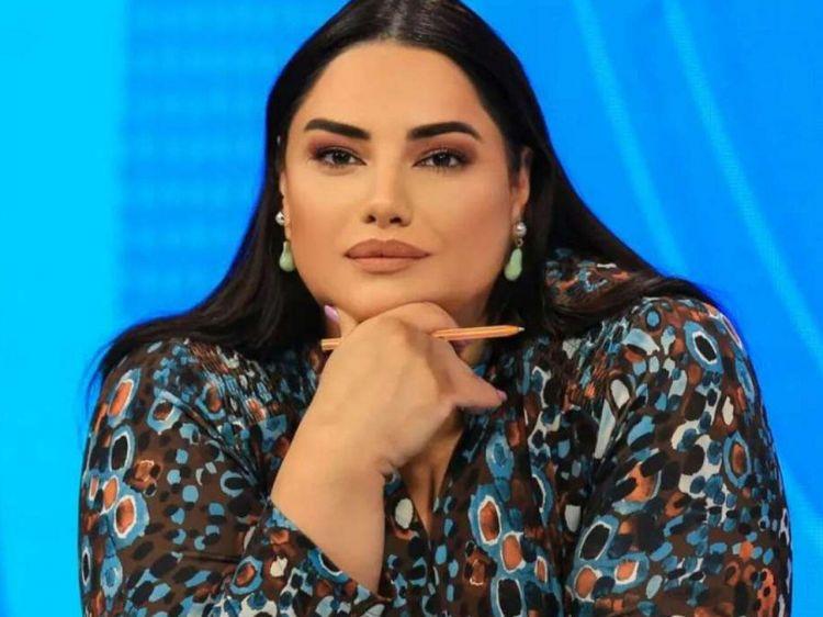 Canlı efirdə tanınmış aparıcıya sürpriz edildi, kövrəldi - VİDEO Canlı efirdə tanınmış aparıcıya sürpriz edildi, kövrəldi - VİDEO