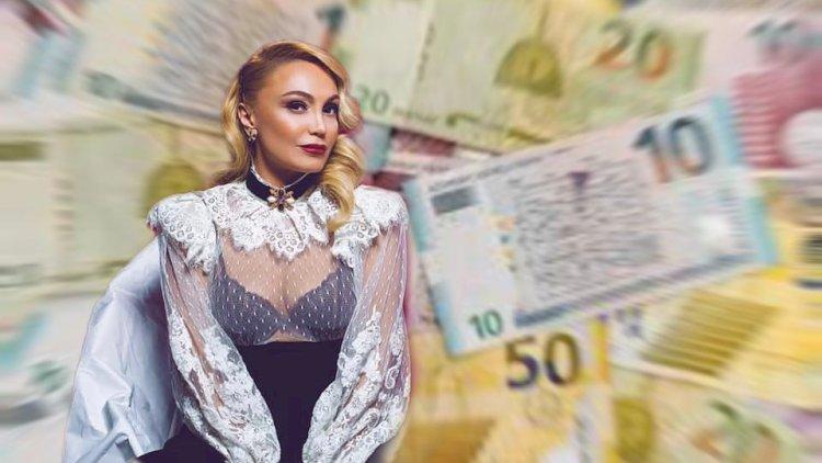 “17 il oxuyub 1000 manat maaşla harasa işə düzəlmək məntiqsizdir” - Nura “17 il oxuyub 1000 manat maaşla harasa işə düzəlmək məntiqsizdir” - Nura