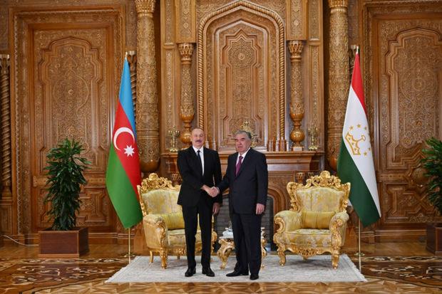 Düşənbədə İlham Əliyevin Emoməli Rəhmonla təkbətək görüşü oldu - YENİLƏNDİ + FOTOLAR