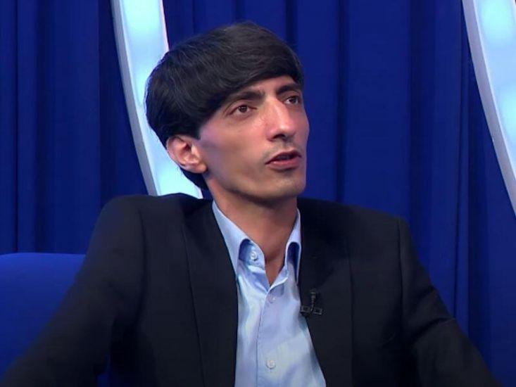 Meyxanaçının 250 minlik maşın almasına SƏRT REAKSİYA: \"Alim də eşşək arabasında gəzməlidir\"