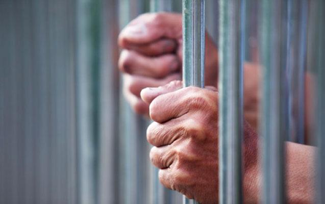 Oğlunu arvadı və gəlininin gözü önündə öldürmüşdü - HÖKM OXUNDU Oğlunu arvadı və gəlininin gözü önündə öldürmüşdü - HÖKM OXUNDU