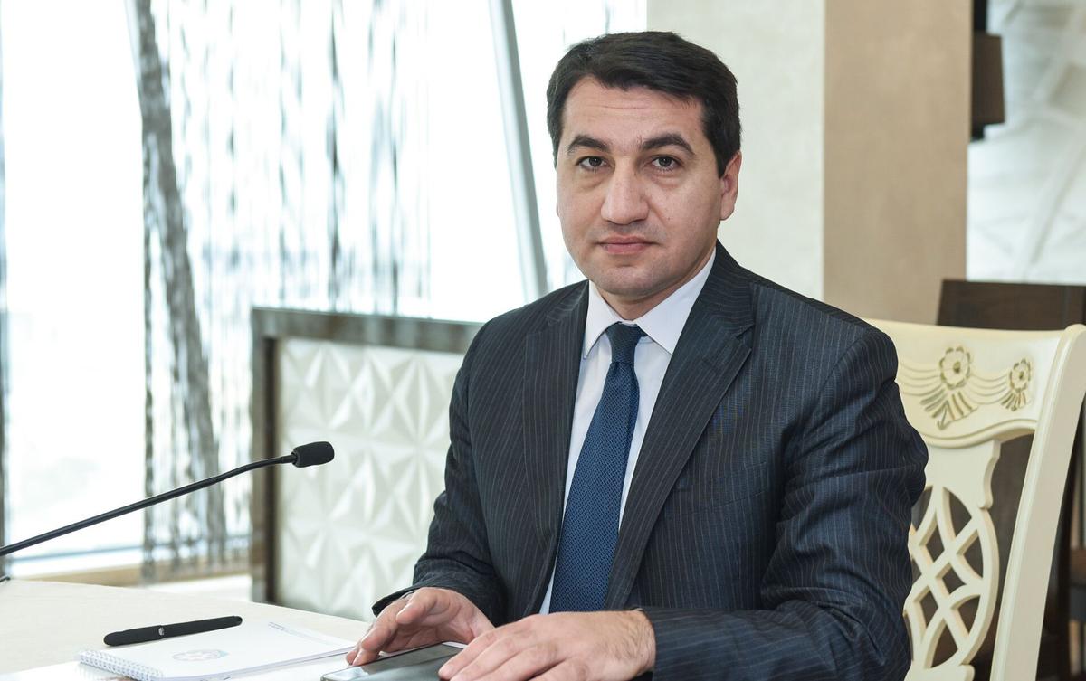 Hikmət Hacıyev: \"Qarabağın erməni sakinlərinə bundan sonra da ərzaq yardımı göstəriləcək\"